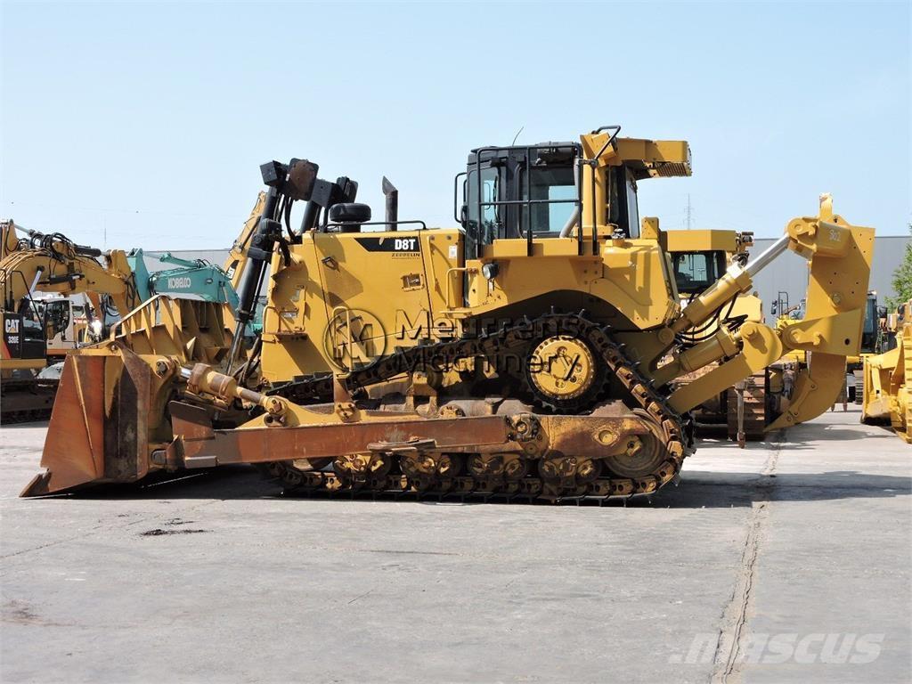 CAT D8T GERMAN Buldožeri