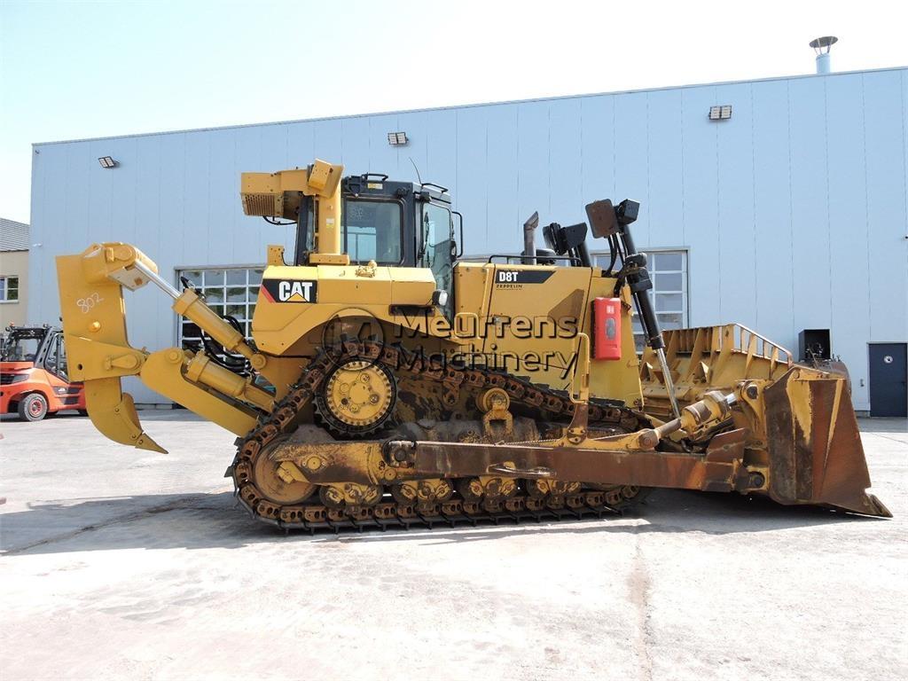CAT D8T GERMAN Buldožeri