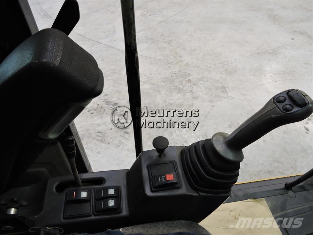 CAT M316D Bageri točkaši
