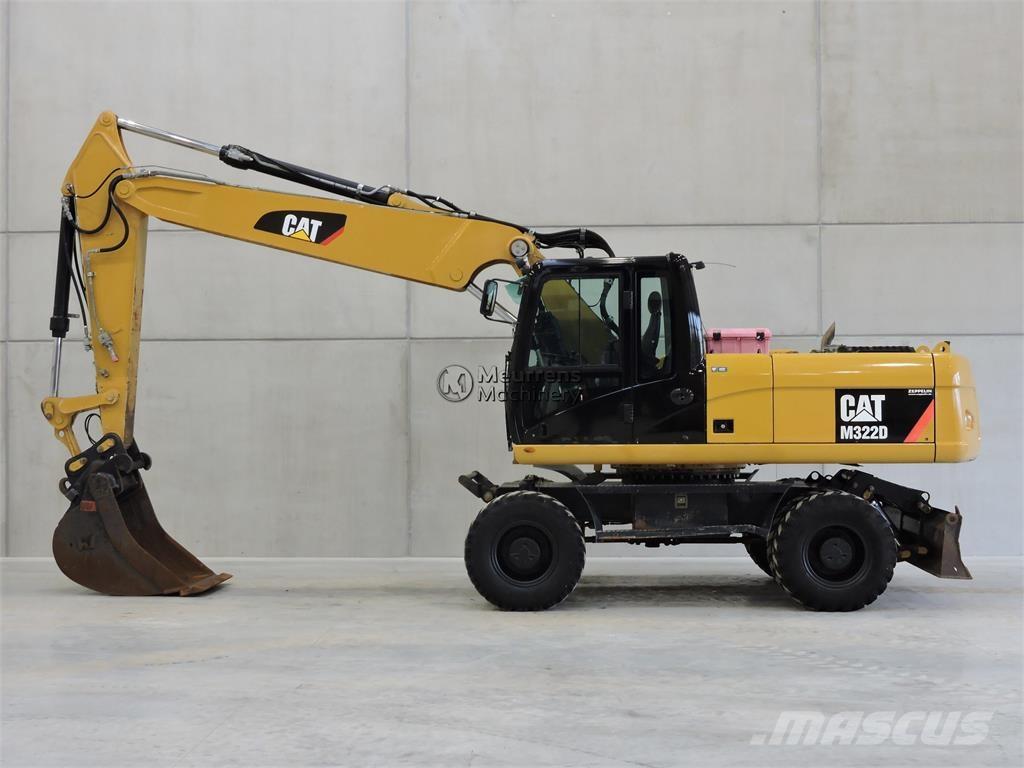 CAT M322D Bageri točkaši