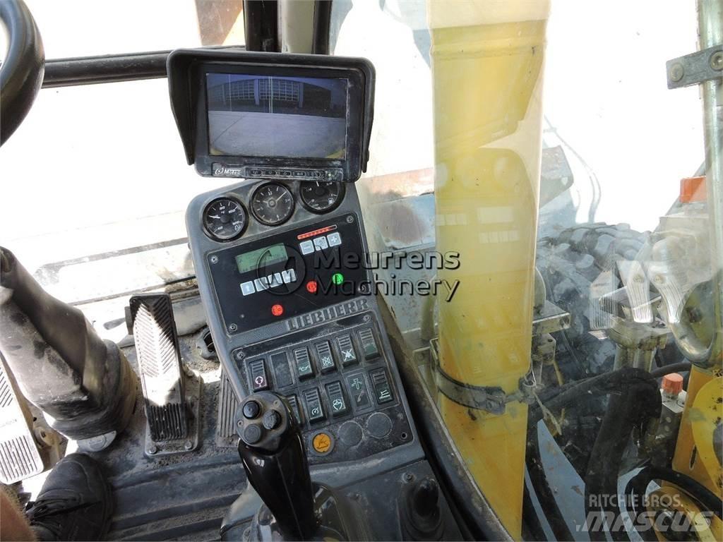 Liebherr A314 Bageri točkaši