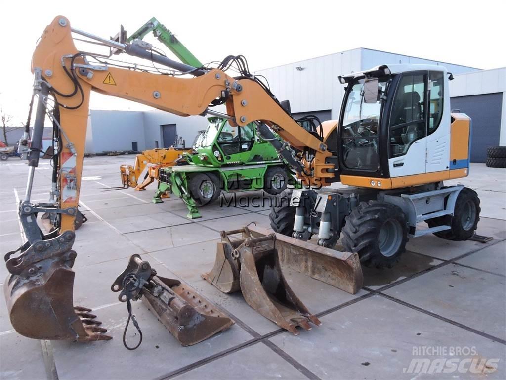 Liebherr A910 Bageri točkaši