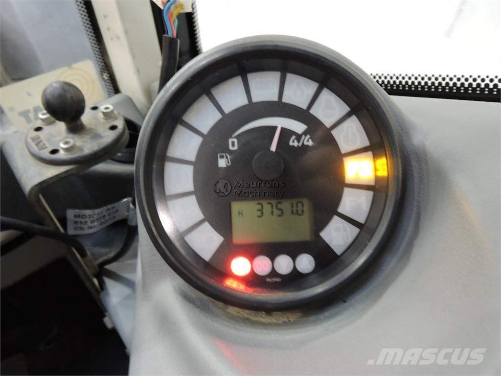 Liebherr L508 + FORK Utovarivači na točkove