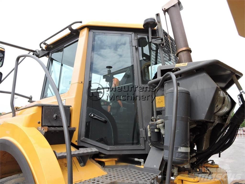 Volvo A25F Zglobni damperi