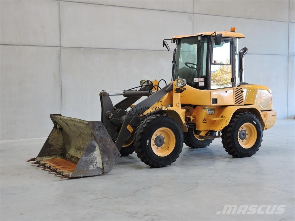 Volvo L30G Utovarivači na točkove
