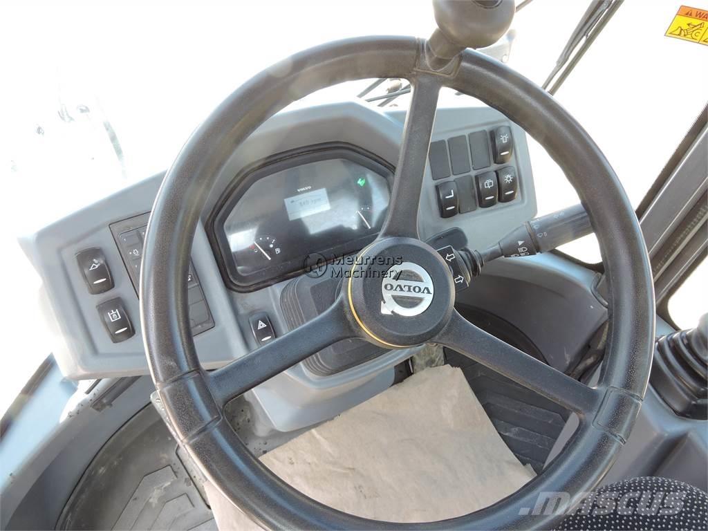 Volvo L30G + FORK Utovarivači na točkove