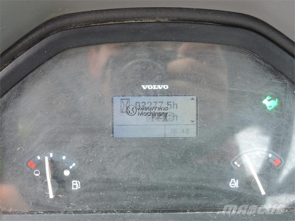 Volvo L30G + FORK Utovarivači na točkove