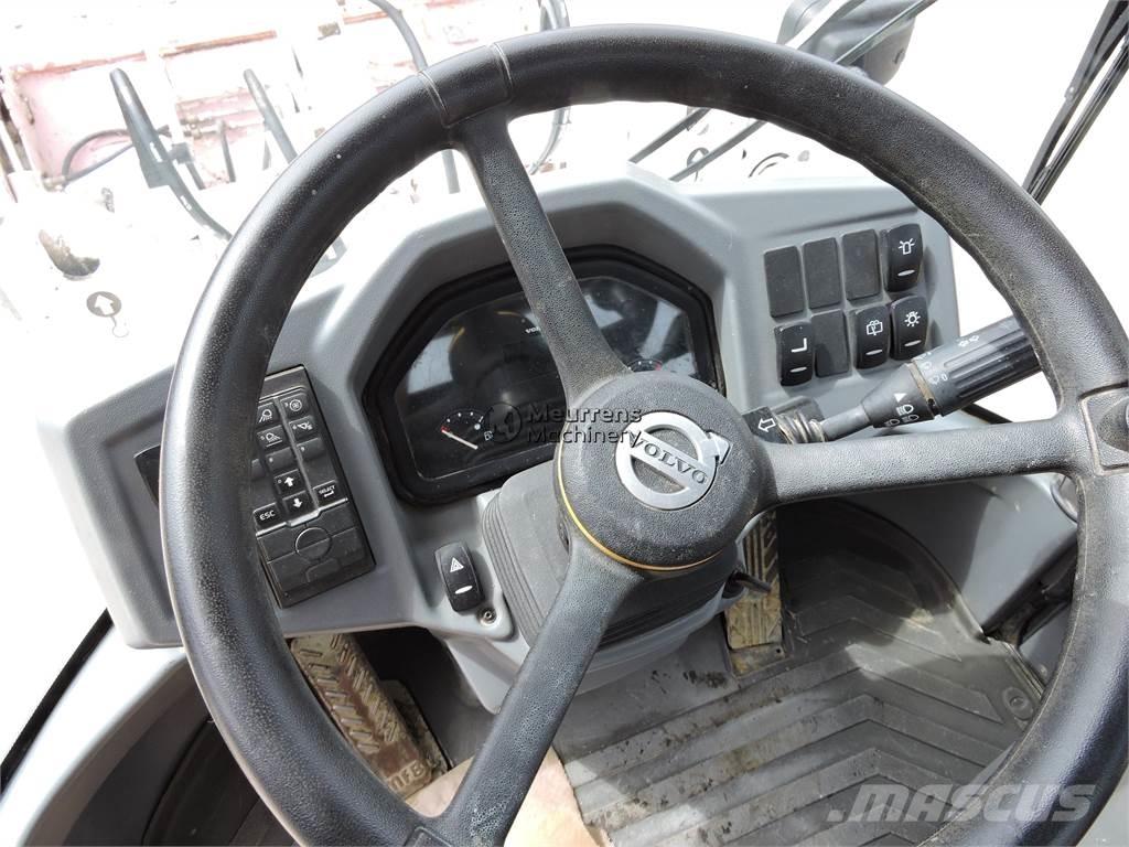 Volvo L30G + FORK Utovarivači na točkove