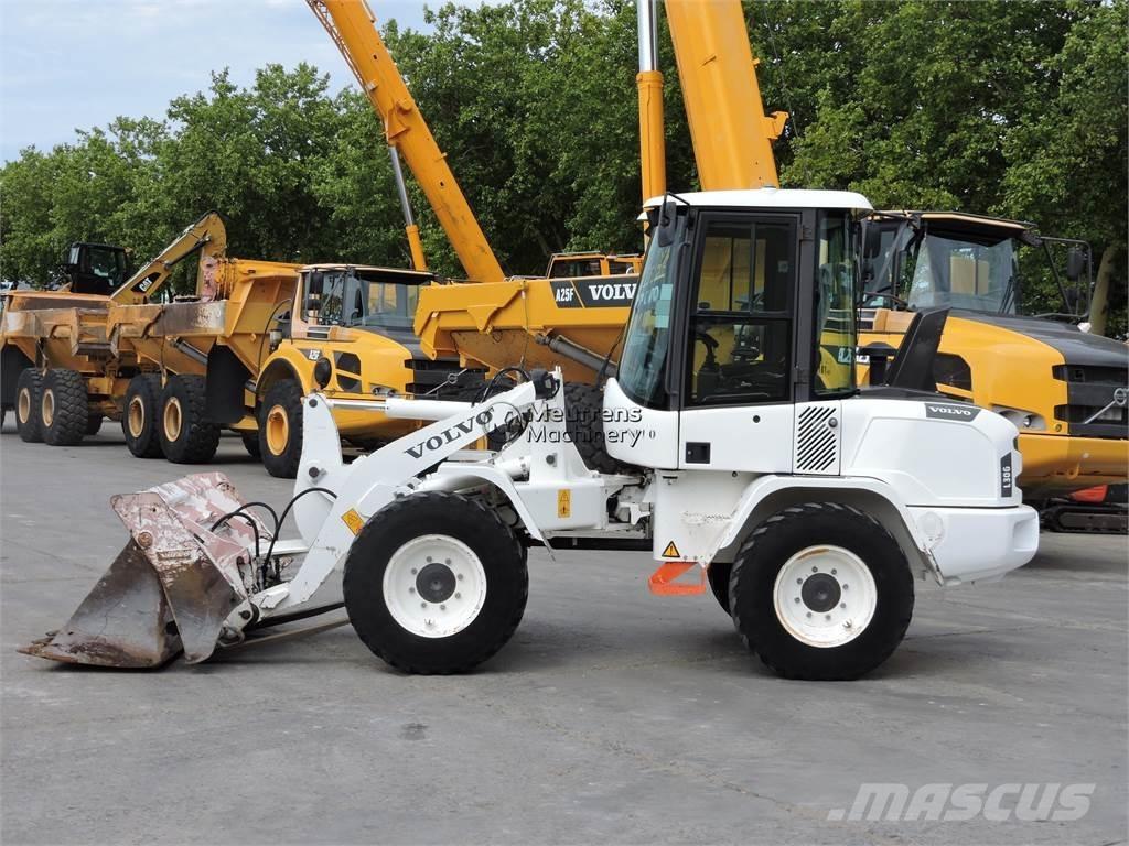 Volvo L30G + FORK Utovarivači na točkove