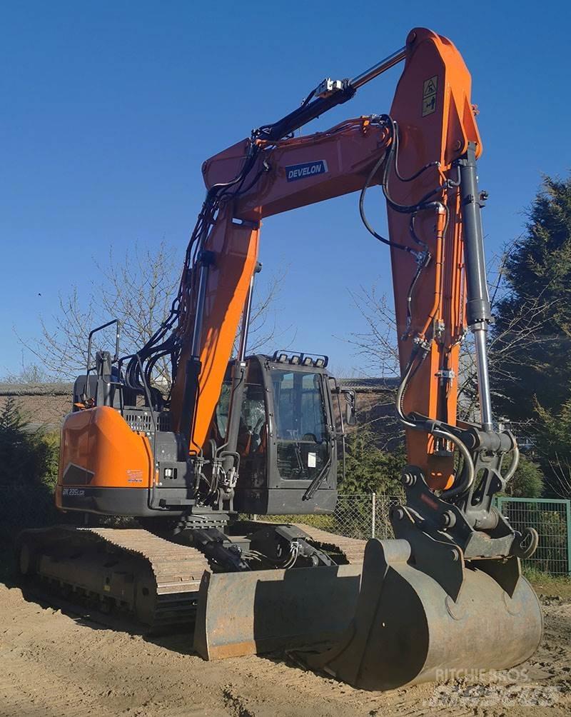 Develon DX 235 LCR-7 Bageri guseničari