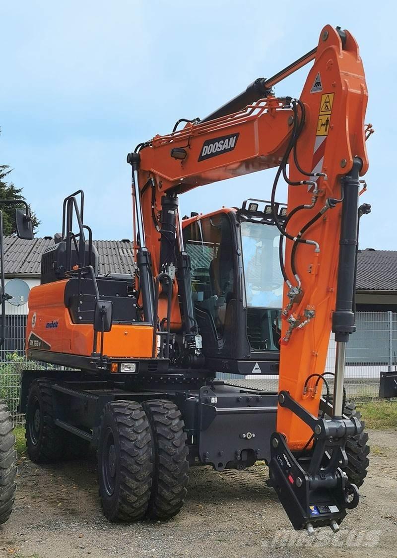 Doosan DX 160 W-7 Bageri točkaši
