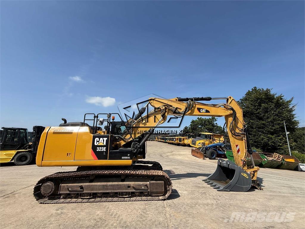 CAT 323 EL Bageri guseničari