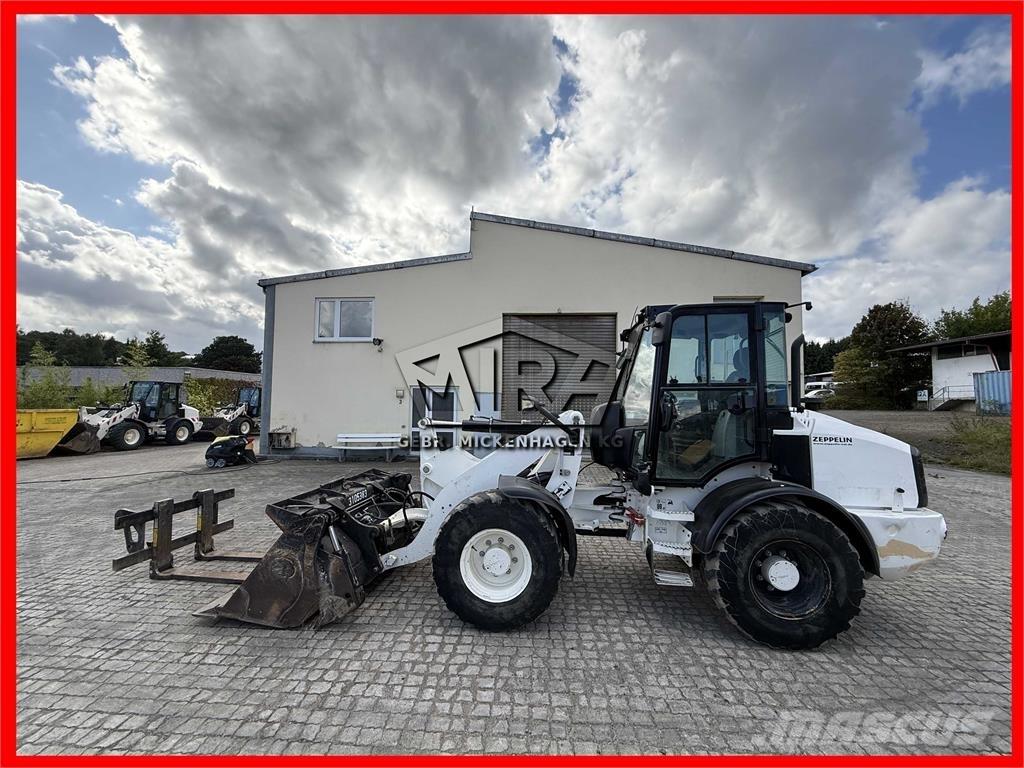 CAT 908M Utovarivači na točkove