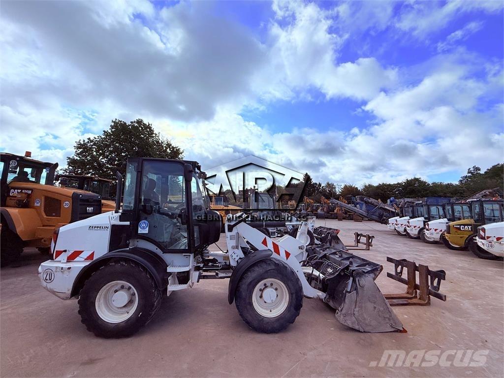 CAT 908M Utovarivači na točkove