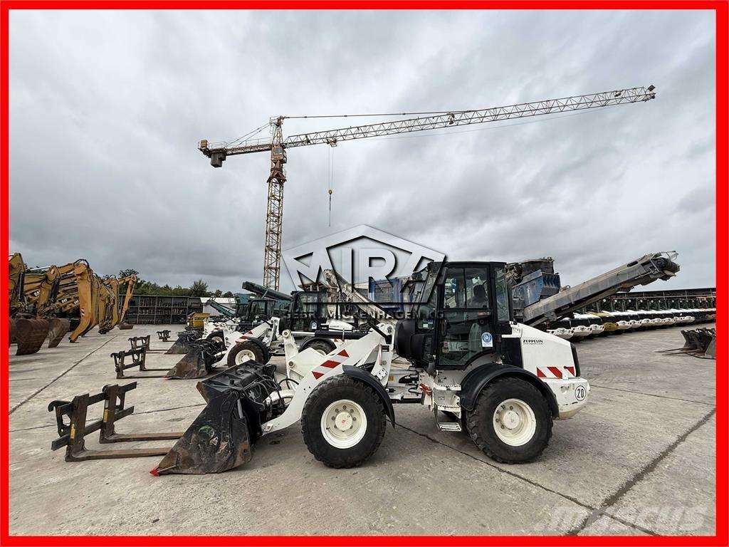 CAT 908M Utovarivači na točkove