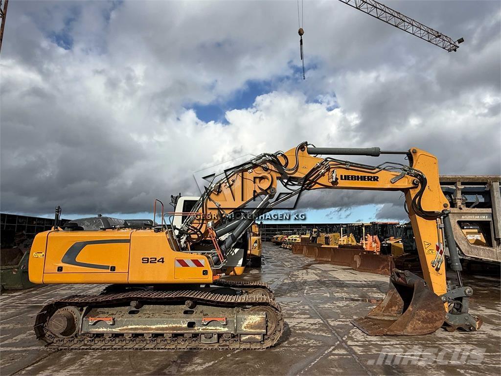 Liebherr R 924 LC Bageri guseničari