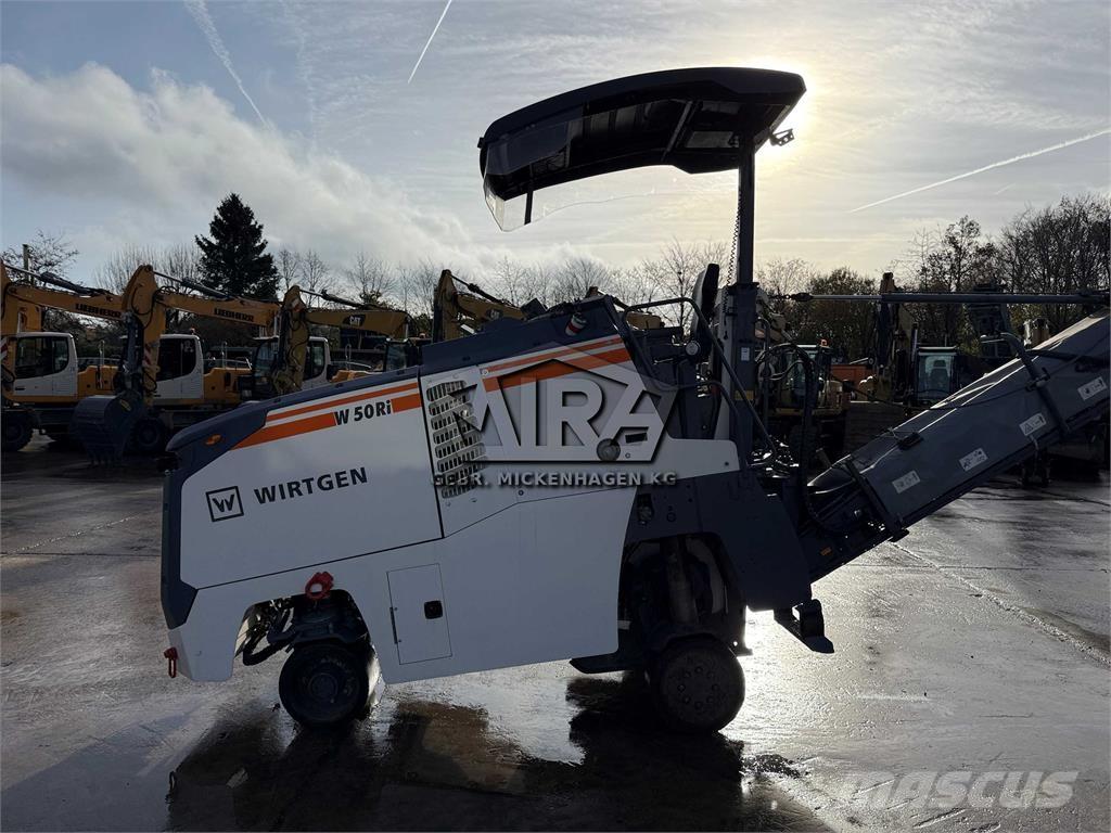 Wirtgen W 50 Ri Freze za asfalt