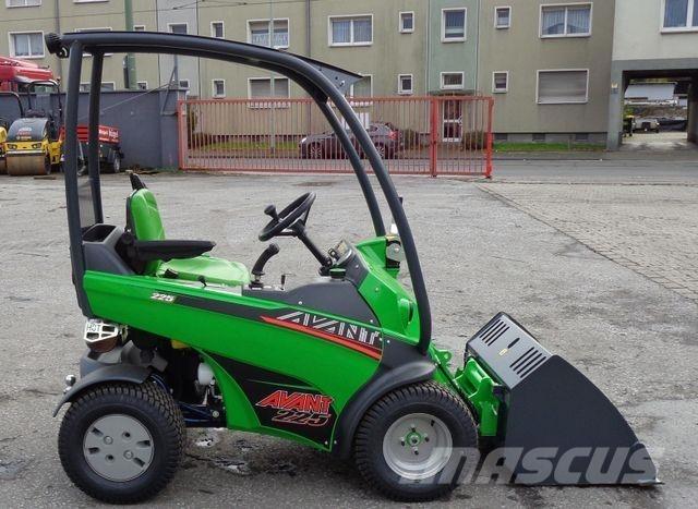 Avant Tecno 225 Utovarivači na točkove