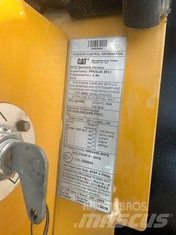CAT 906 Utovarivači na točkove