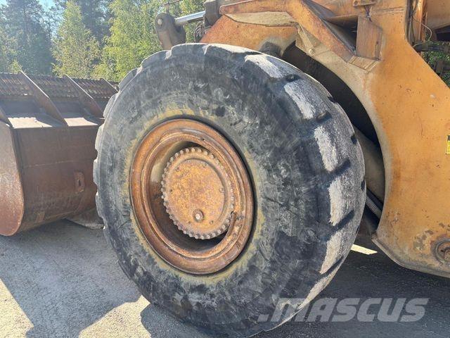 CAT 988 B Utovarivači na točkove