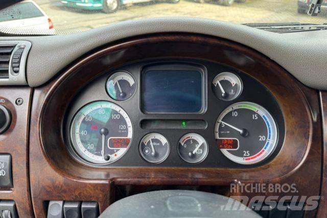 DAF CF410 4x2 Kamioni za prevoz životinja