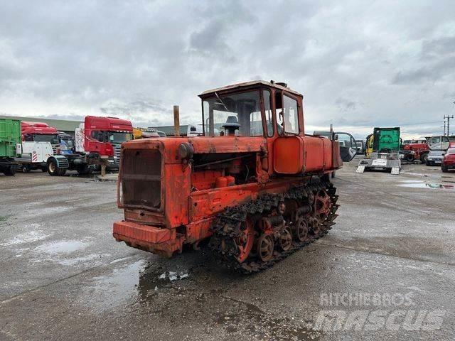  DT75 buldozer Buldožeri guseničari