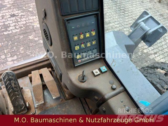 Fuchs MHL 350 Bageri točkaši