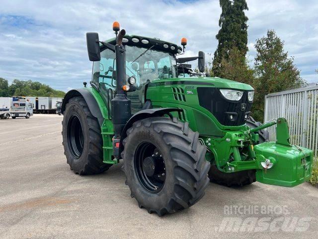 John Deere 6155 R Traktori