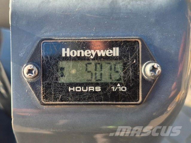 Kobelco SK10 SR-2E Mini bageri < 7t