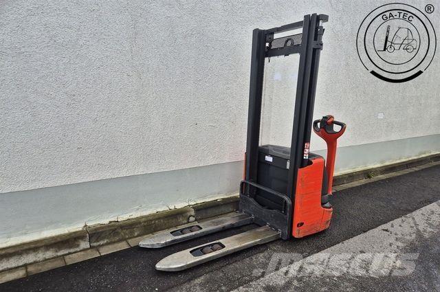 Linde L12 Visoko dizajući komisioni viljuškar