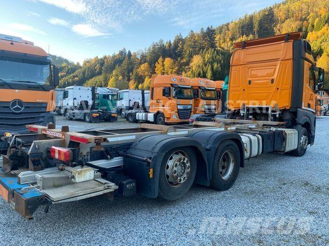 Mercedes-Benz 2542 Kamioni-šasije