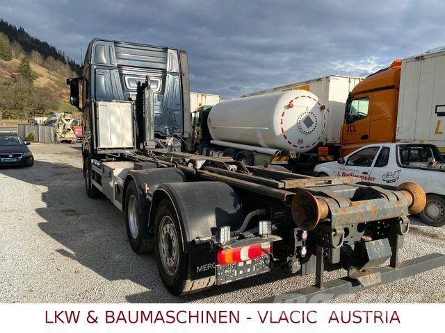 Mercedes-Benz 2563 Rol kiper kamioni sa kukom za podizanje tereta