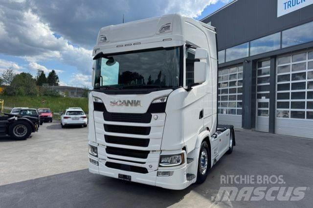 Scania S520 V8 4x2 Tegljači