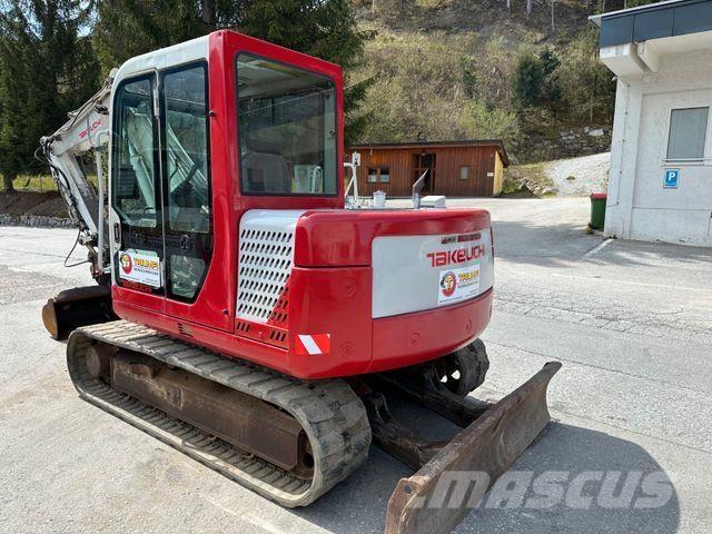 Takeuchi TB070 Mini bageri < 7t