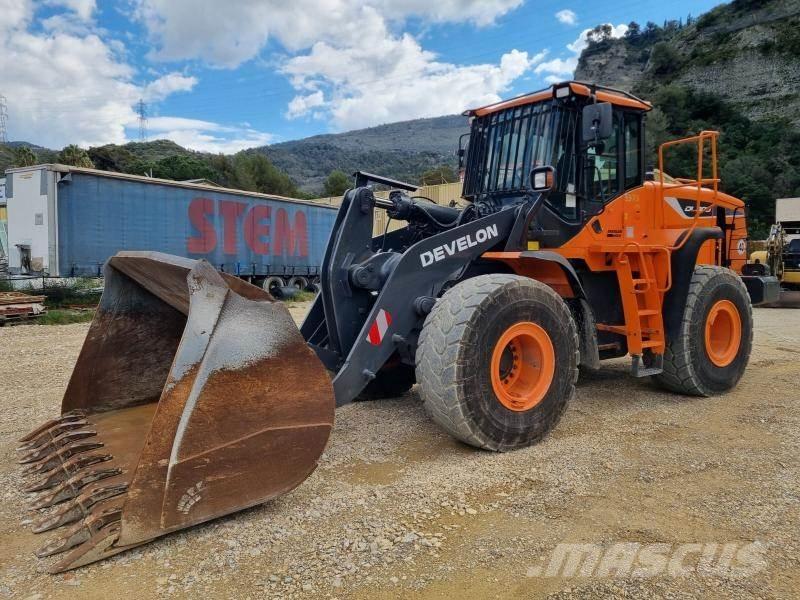 Doosan DL300 Utovarivači na točkove