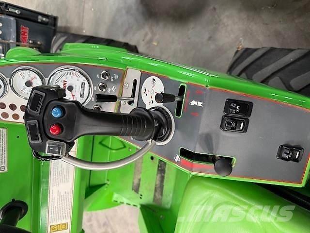 Avant 528 Skid steer mini utovarivači