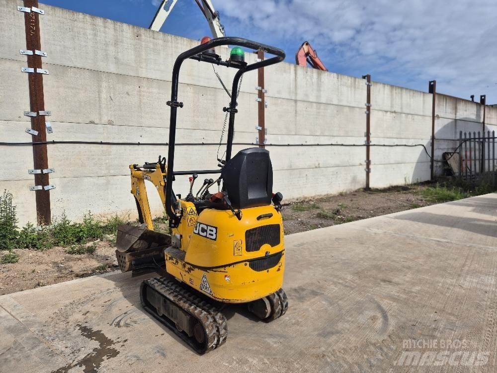 JCB 8008 Bageri guseničari