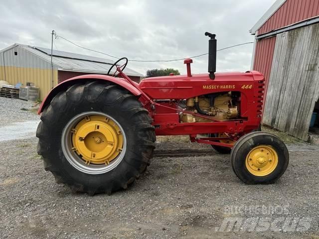  Massey Harris 444 Ostalo za građevinarstvo
