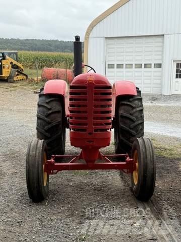  Massey Harris 444 Ostalo za građevinarstvo