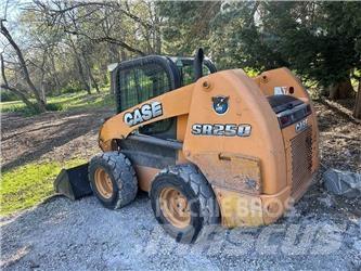 CASE SR250 Skid steer mini utovarivači
