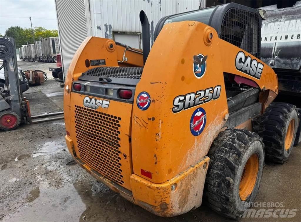 CASE SR250 Skid steer mini utovarivači