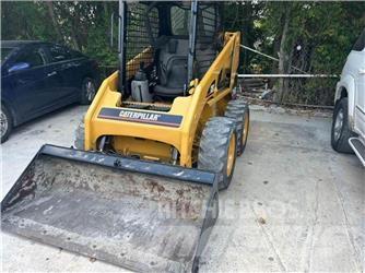 CAT 216B Skid steer mini utovarivači