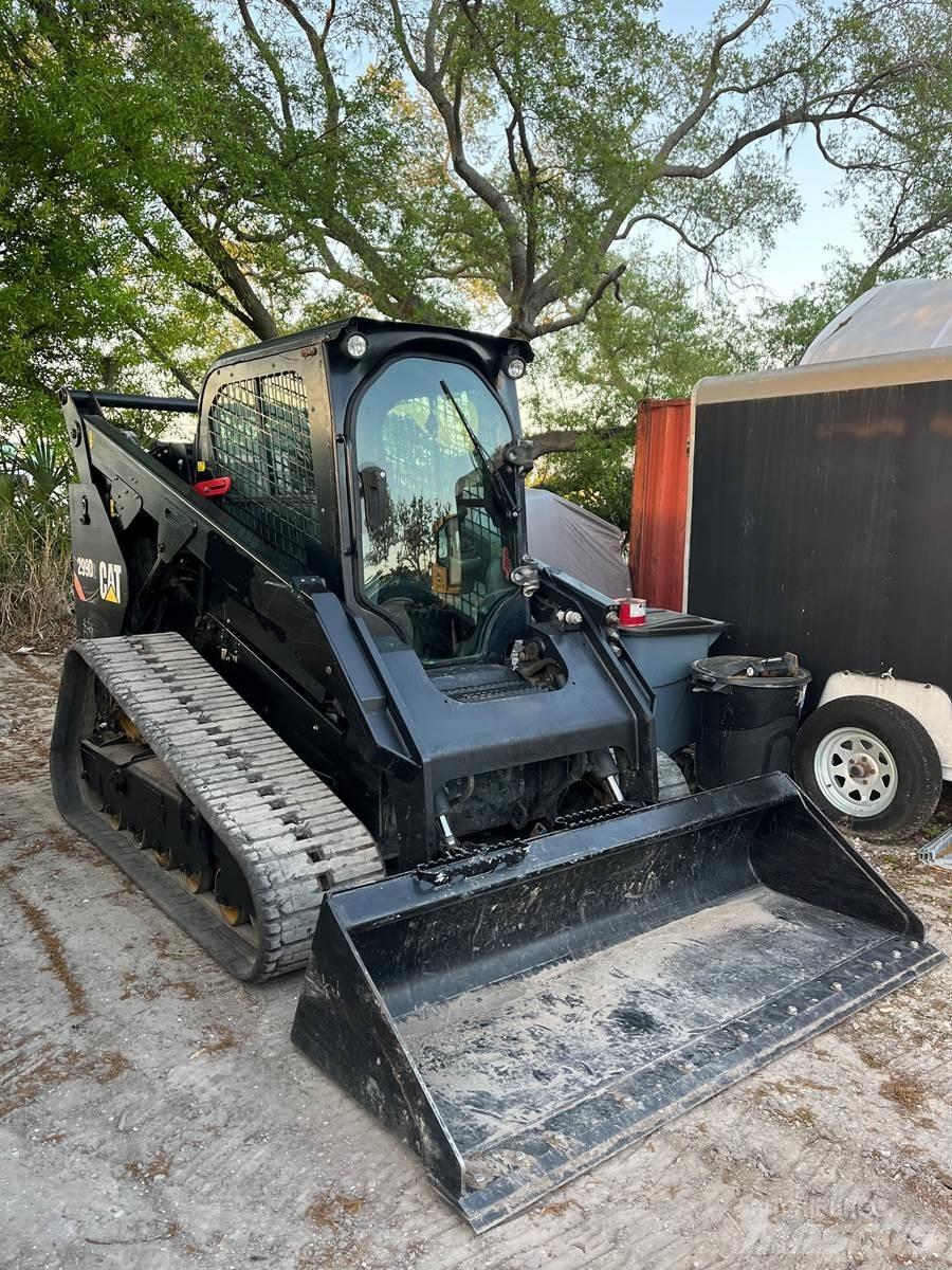 CAT 299D2 Skid steer mini utovarivači