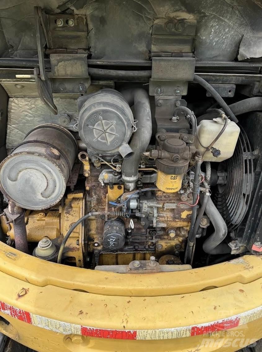 CAT 304CR Mini bageri < 7t