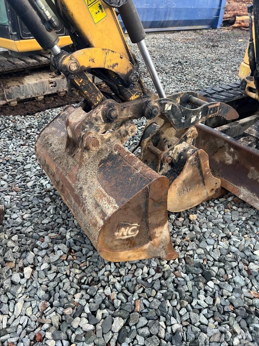 CAT 305 Mini bageri < 7t