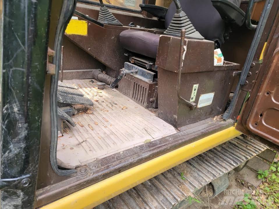 CAT 307 Bageri guseničari