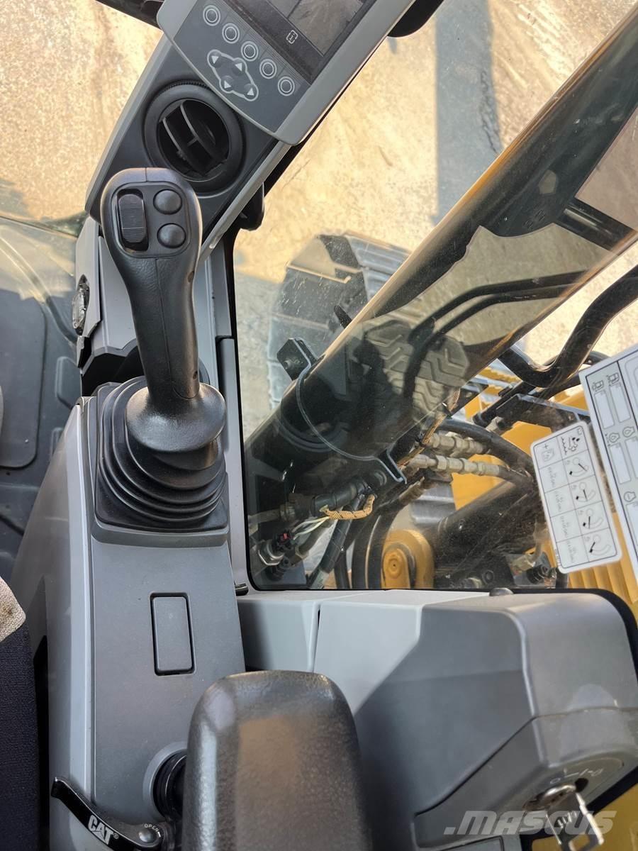 CAT 313FL Bageri guseničari