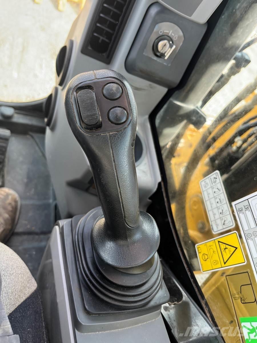 CAT 315FL Bageri guseničari
