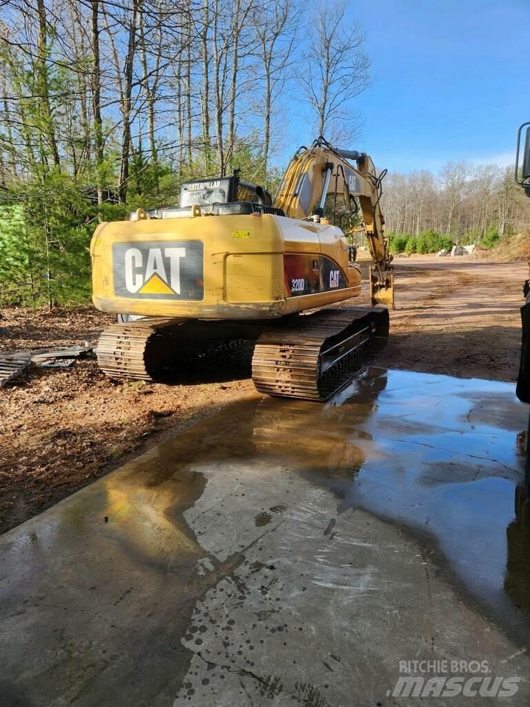 CAT 320DL Bageri guseničari