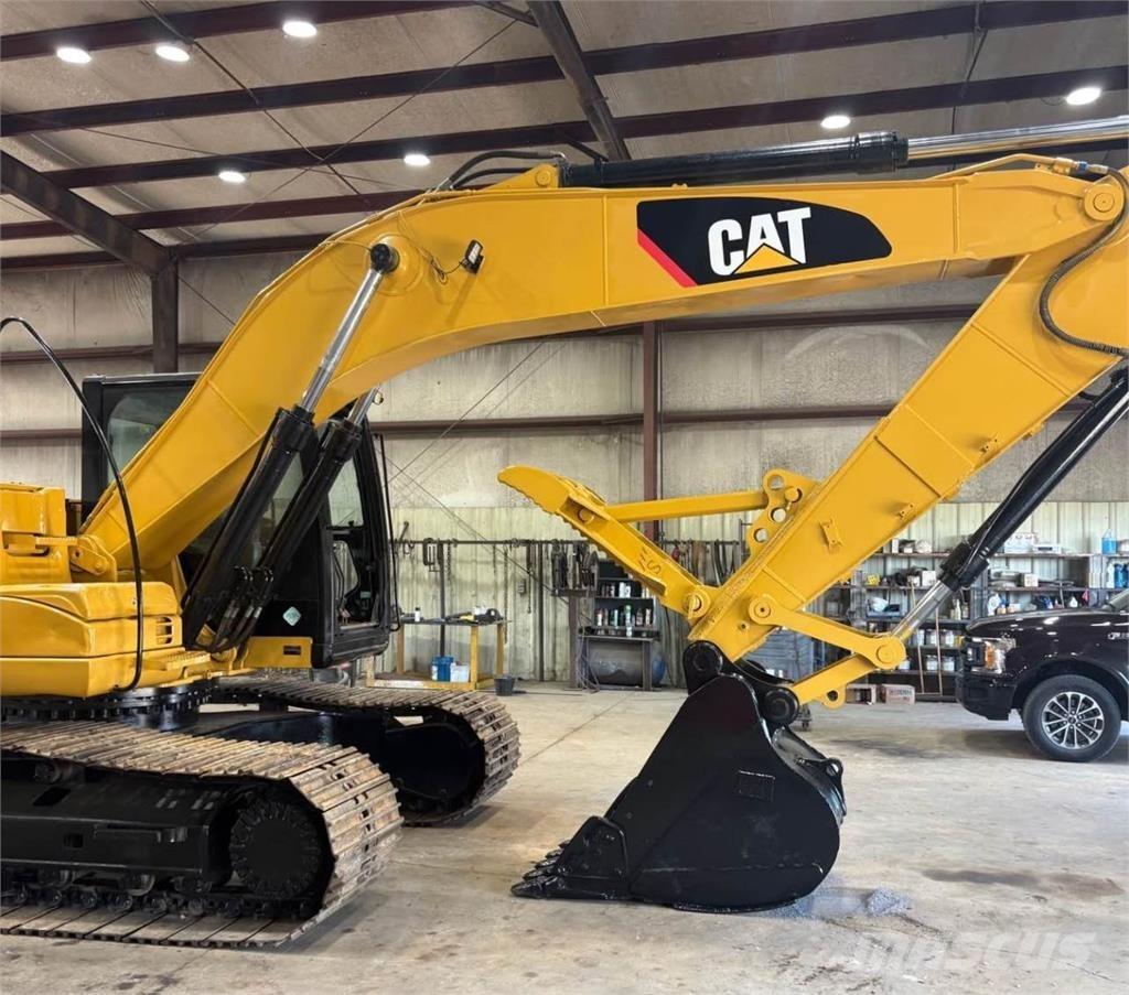 CAT 320DL Bageri guseničari